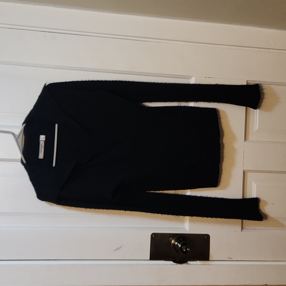 Junior's Energie Black Sweater
